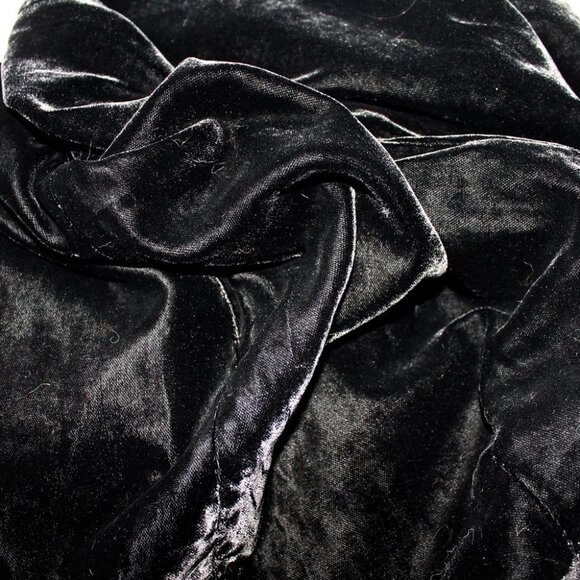 Dalia Collection | Gorgeous Black Velvet Skirt Size 8 | Excellent Condition - Picture 10 of 16